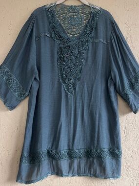 Mad about style Boho Lace-Trim Tunic Top in Teal Sz L